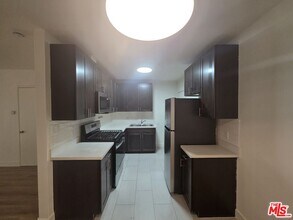 1224 N Fairfax Ave in West Hollywood, CA - Building Photo - Building Photo