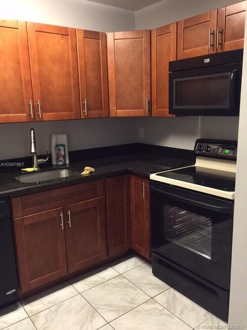 3253 NW 102nd Ter-Unit -5C in Coral Springs, FL - Building Photo