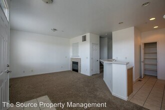 2851 Kansas Dr-Unit -Unit E in Fort Collins, CO - Foto de edificio - Building Photo