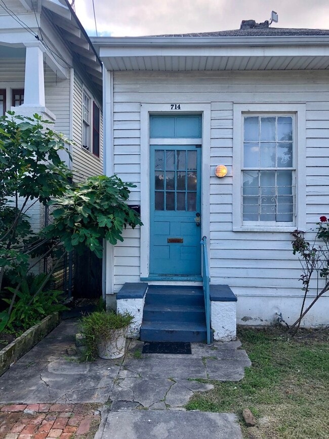 property at 716 Jena St