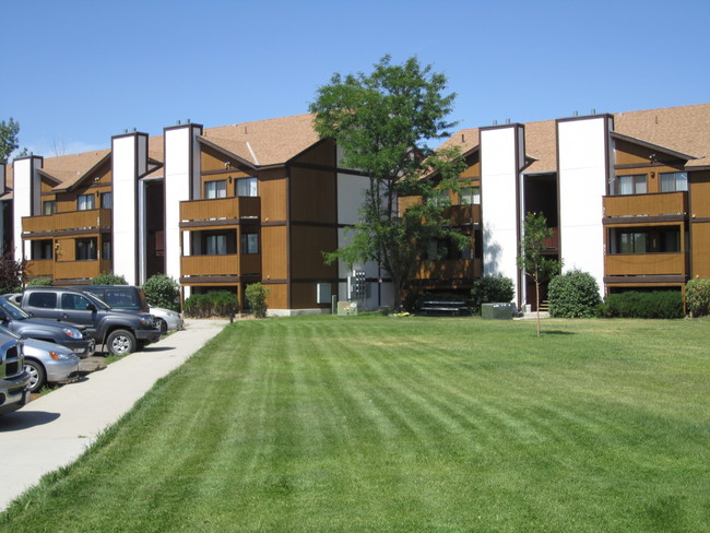 Dillon Vista Apartments in Lander, WY - Foto de edificio - Building Photo