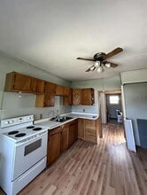 2231 5th Ave in Marion, IA - Building Photo - Building Photo