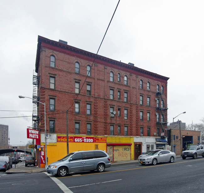 151 Bruckner Blvd in Bronx, NY - Building Photo - Building Photo