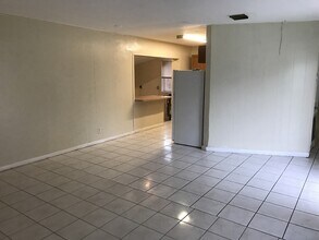 1143 NW 15th St in Fort Lauderdale, FL - Building Photo - Building Photo