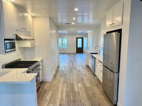 14944 Greenleaf St in Los Angeles, CA - Building Photo - Building Photo