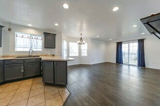 3969 Romney Park Dr in West Jordan, UT - Building Photo - Building Photo