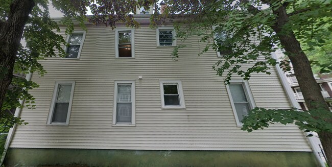 216 Freeman St, Unit 2 in Brookline, MA - Building Photo - Building Photo