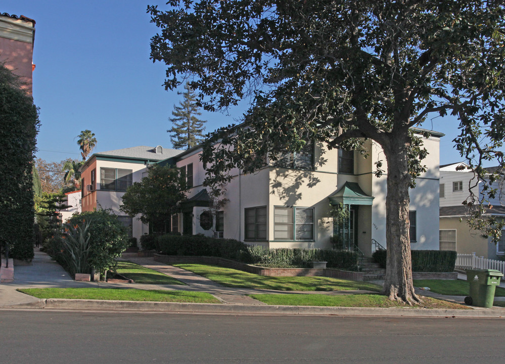 1920 Kenmore Ave in Los Angeles, CA - Building Photo