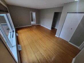 909 Rte 52 in Winnipeg, MB - Building Photo - Building Photo