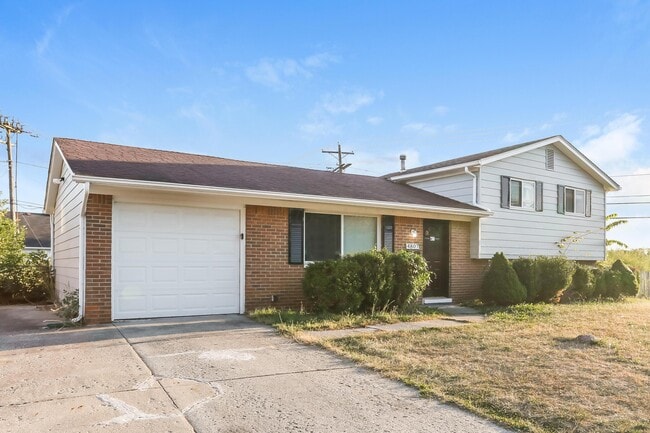 4807 Warminster Dr in Columbus, OH - Building Photo - Building Photo