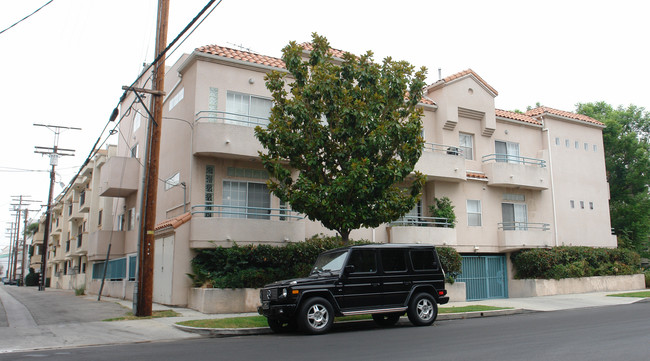 4303 Whitsett Ave in Studio City, CA - Building Photo - Building Photo