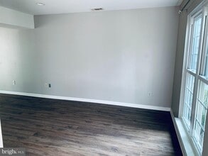 6257 Astrid Cove in Centreville, VA - Building Photo - Building Photo