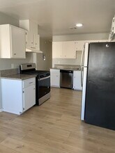 6927 Appleton Dr in Las Vegas, NV - Building Photo - Building Photo