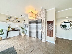 3101 Peninsula Rd in Oxnard, CA - Building Photo - Building Photo