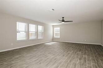 113 Harvest Hill Ln in Red Oak, TX - Building Photo - Building Photo