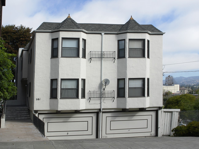 581 Boden Way in Oakland, CA - Building Photo - Building Photo