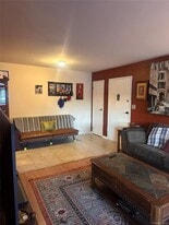 10 Oakwood Terrace in New Windsor, NY - Building Photo