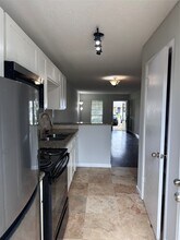 713 S 2nd St in La Porte, TX - Building Photo - Building Photo