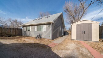 726 E Costilla St in Colorado Springs, CO - Building Photo