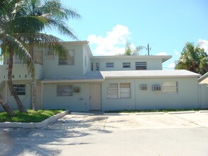 3400 SW 12th Pl in Fort Lauderdale, FL - Building Photo - Building Photo