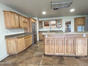 10410 N 37th Dr in Phoenix, AZ - Building Photo - Building Photo