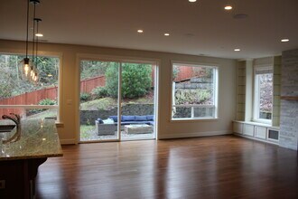 17312 122nd Ave NE in Bothell, WA - Building Photo - Building Photo