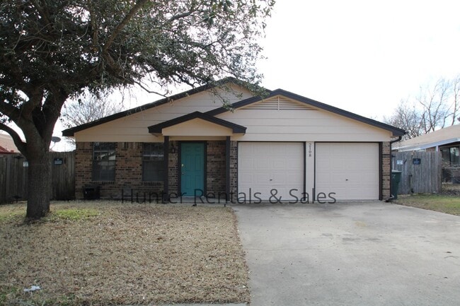 2108 Continental Dr in Killeen, TX - Building Photo - Building Photo
