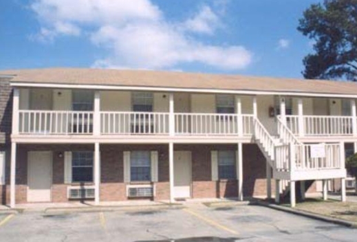 Blainewood Oaks in Hattiesburg, MS - Foto de edificio