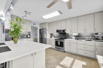 5049 N Hwy A1A in Fort Pierce, FL - Building Photo - Building Photo