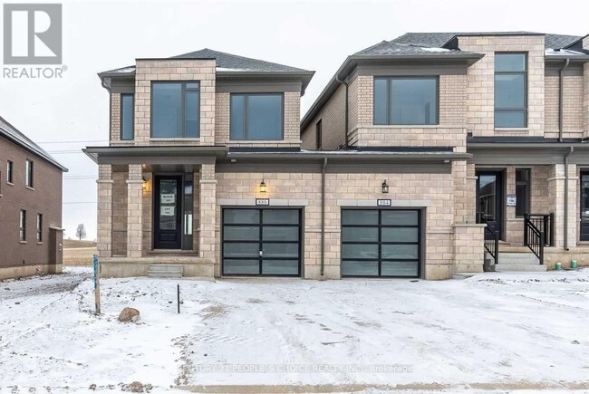 property at 886 Sobeski Ave