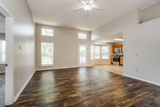 1512 Meadowlark Ln in Marysville, OH - Building Photo - Building Photo