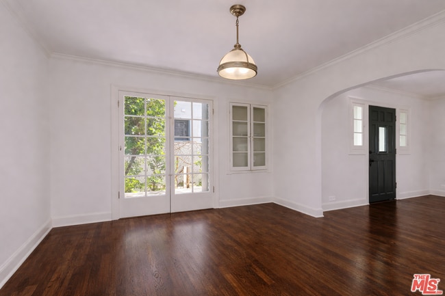 2345 W 21st St in Los Angeles, CA - Building Photo - Building Photo