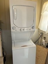 654 Chestnut St in Yuba City, CA - Building Photo - Building Photo