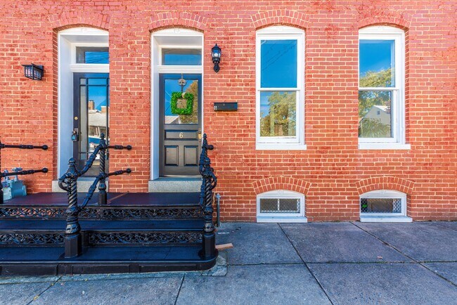 6 W 4th St in Frederick, MD - Building Photo - Building Photo