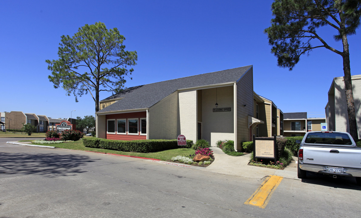 Edgebrook in Houston, TX - Foto de edificio