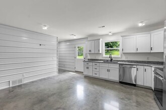 2992 Hawthorne Rd in Cape Girardeau, MO - Building Photo - Building Photo