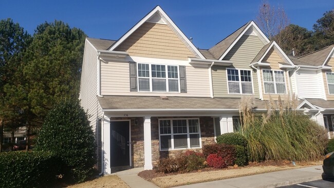 106 Shelter Haven Drive in Apex, NC - Building Photo - Building Photo