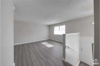 2975 Salina Ct in Wichita, KS - Building Photo - Building Photo