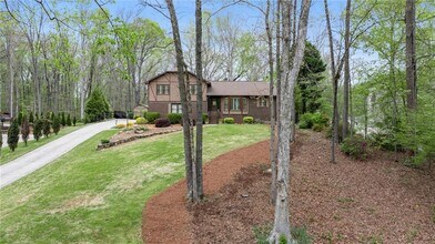 5192 Ozark Ln in Marietta, GA - Building Photo - Building Photo