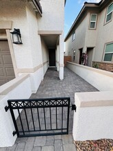 108 Balsam Leaf Ct in Henderson, NV - Building Photo - Building Photo