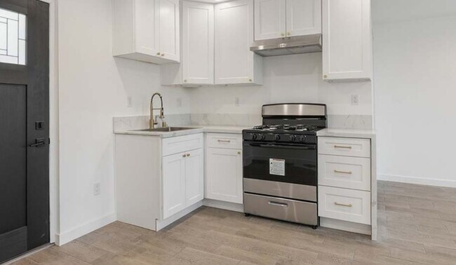 5334 Cleon Ave, Unit 1 in North Hollywood, CA - Foto de edificio - Building Photo