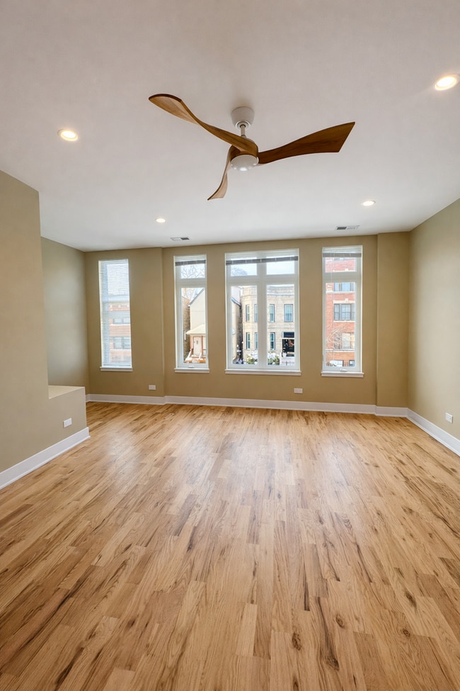 property at 4231 S Champlain Ave