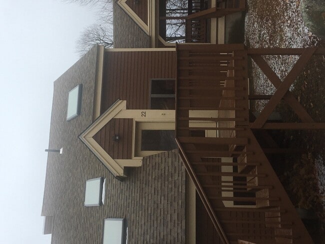 property at 10 Onset Rd