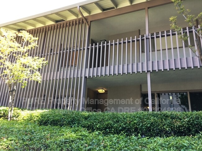 property at 2315 Eastridge Ave