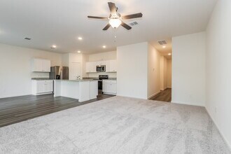 440 Harlow Dr in Montgomery, TX - Building Photo - Building Photo