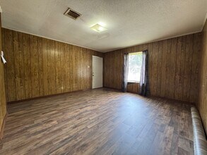 1501 Julius Erving St in Jonesboro, LA - Building Photo - Building Photo
