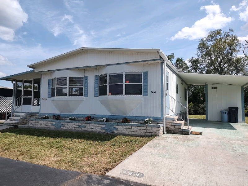 900 9th Ave E in Palmetto, FL - Building Photo