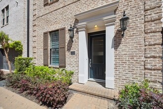 1318 Hunters Meadow Ln in Houston, TX - Building Photo - Building Photo