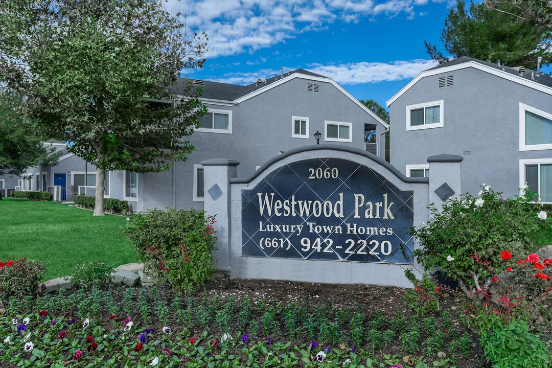 Westwood Park Townhomes Photo