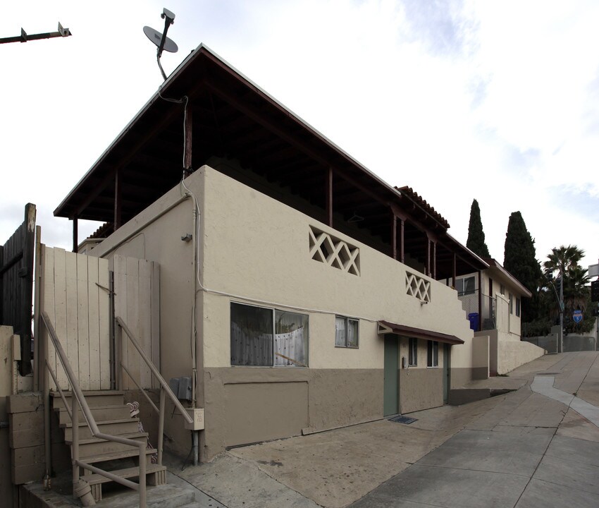 2504-2528 India St in San Diego, CA - Foto de edificio